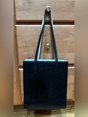 Perry Ellis Black Leather Tote Bag with Contrast Interior